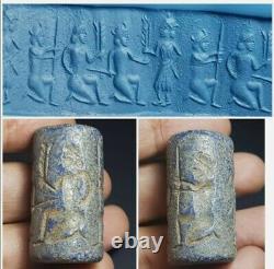 Ancient near Eastern sasanian rare lapiz lazuli stone cylinderseal bead