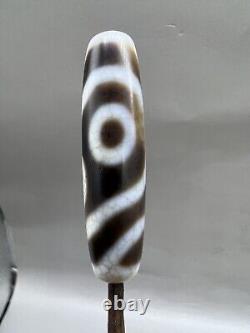 Authentic Himalayan Indo Tibet Phum Dze Agate Bead, rare Pattern 2 Eye Talisman