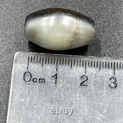 Extremely Rare Ancient Himalayan Indo Tibetan Sulumani Eye Agate Top Rare Bead