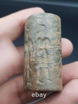 Near Eastern very old rare lion hunting inscription stone cylinderseal bead