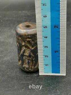 Near Eastern wonderful rare lapiz stone cylinderseal bead