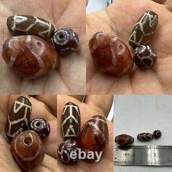Old rare Himalayan Tibetan 3 pcs Agate stone beads rare