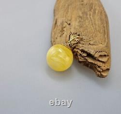 Pendant Stone Amber Natural Baltic Bead 12,9g White Vintage Rare Old Sea S-090
