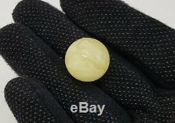 Pendant Stone Bead Natural Amber Baltic 6,4g Rare Sea Vintage Old White 136