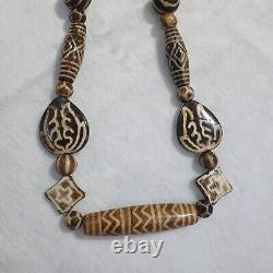 RARE Very Old PUMTEK BEADS Necklace petrifiedwood Great Patterns Necklace NC45