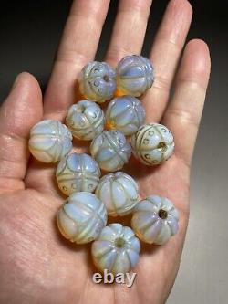 Rare Chinese old white agate 12 beads cicada design bracelet