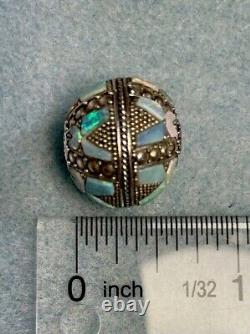 Rare Find! D. Freeland Jr Sterling Silver Australian Black Opal Inlaid Bead