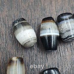 Rare Lot 10 Antique Tibetan and yemeni Agate Beads A Rare Gem from the Past