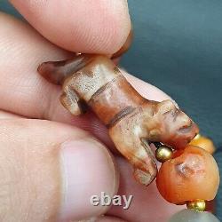 Rare Vintage Agate Animal Figurine Bracelet with Carnelian Beads