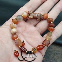 Rare Vintage Agate Animal Figurine Bracelet with Carnelian Beads