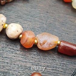 Rare Vintage Agate Animal Figurine Bracelet with Carnelian Beads