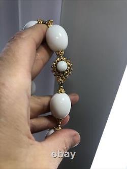 Vintage Rare WILLIAM DeLiLLO Beaded Milky White Oval Bead Glass Drop Necklace